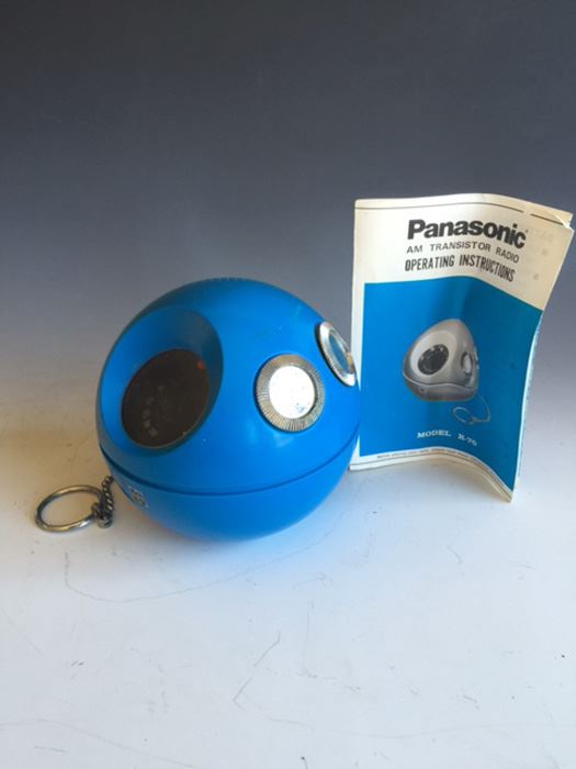 Blue Panasonic Panapet Spherical Radio [Photo 11]