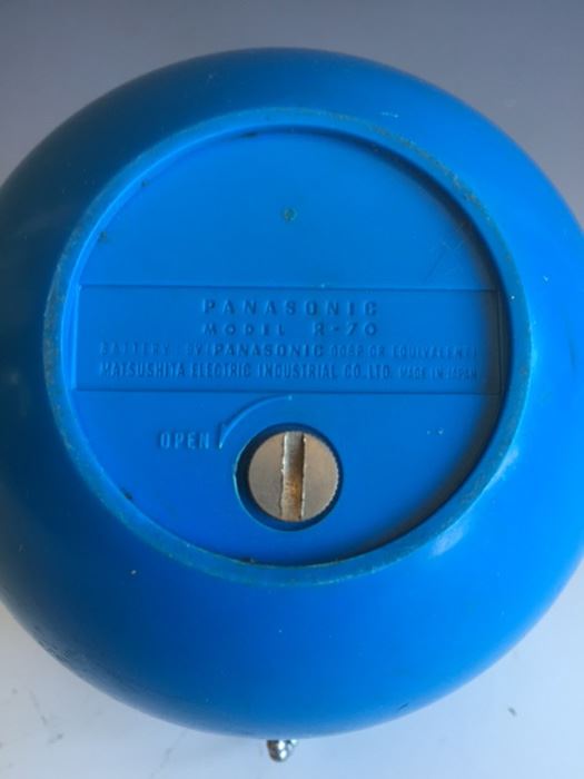 Blue Panasonic Panapet Spherical Radio [Photo 6]