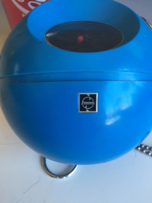Blue Panasonic Panapet Spherical Radio [Photo 8]