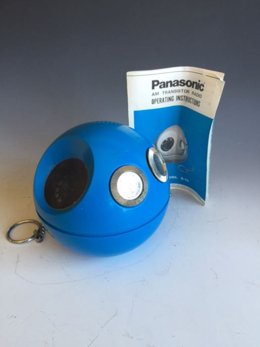 Blue Panasonic Panapet Spherical Radio [Photo 3]