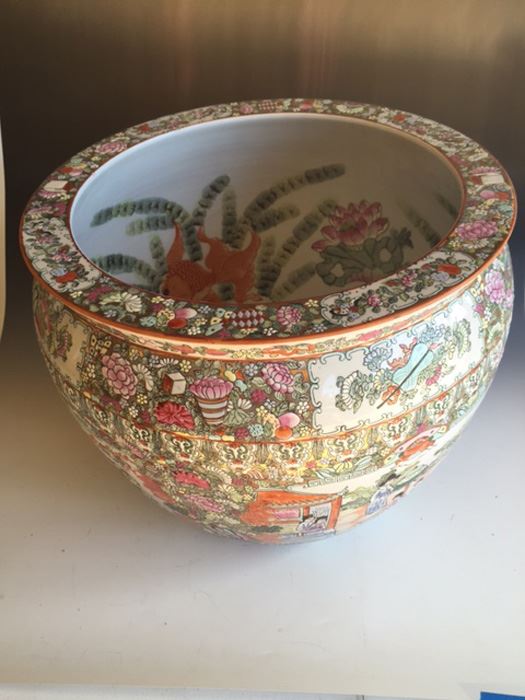 Vintage Chinese Fish Bowl Or Jardiniere Signed [Photo 1]