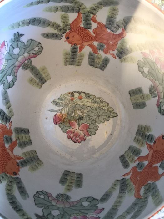 Vintage Chinese Fish Bowl Or Jardiniere Signed [Photo 7]