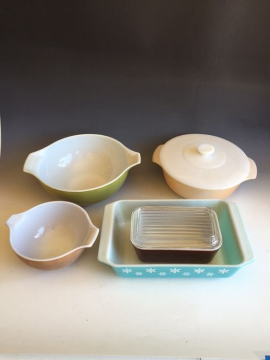 Pyrex And Fire King Lot [Photo 1]