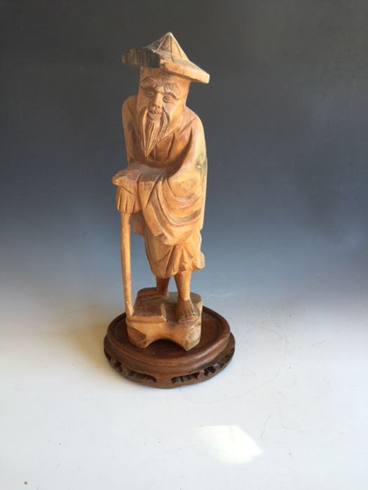 Wood Carving Of Chinese Elder [Photo 2]