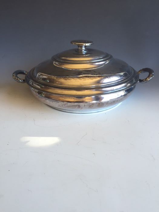 Silverplate Covered Bowl [Photo 4]