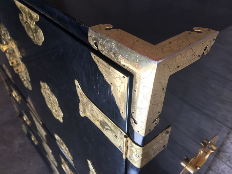 Black Asian Campaign Style Dresser [Photo 10]