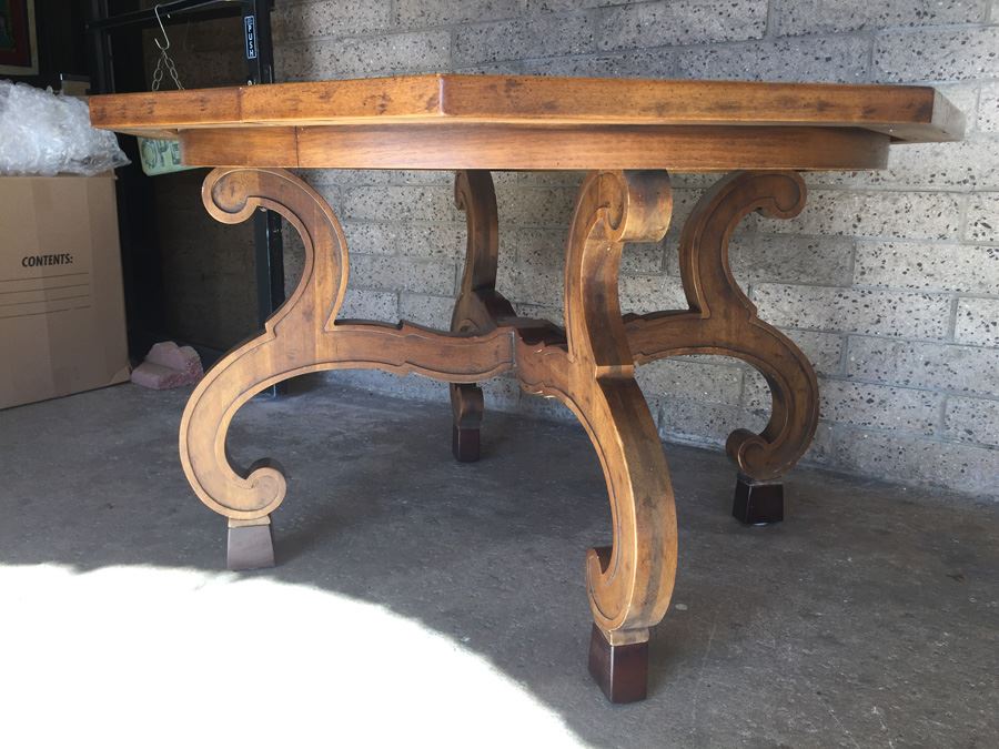 Drexel Dining Table With Two Leaves [Photo 8]