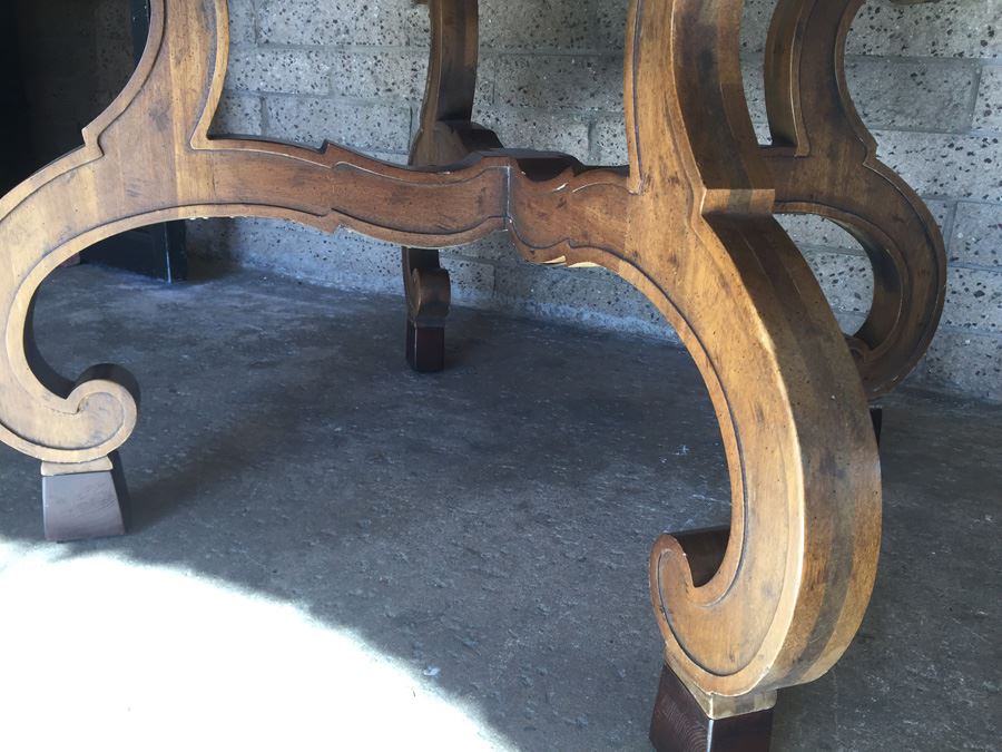 Drexel Dining Table With Two Leaves [Photo 10]