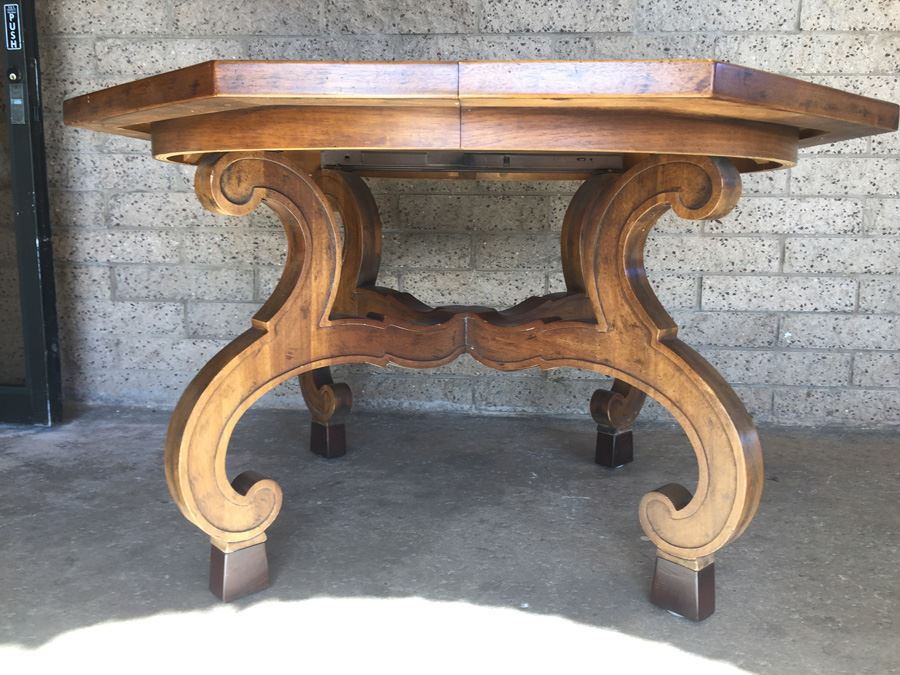 Drexel Dining Table With Two Leaves [Photo 3]