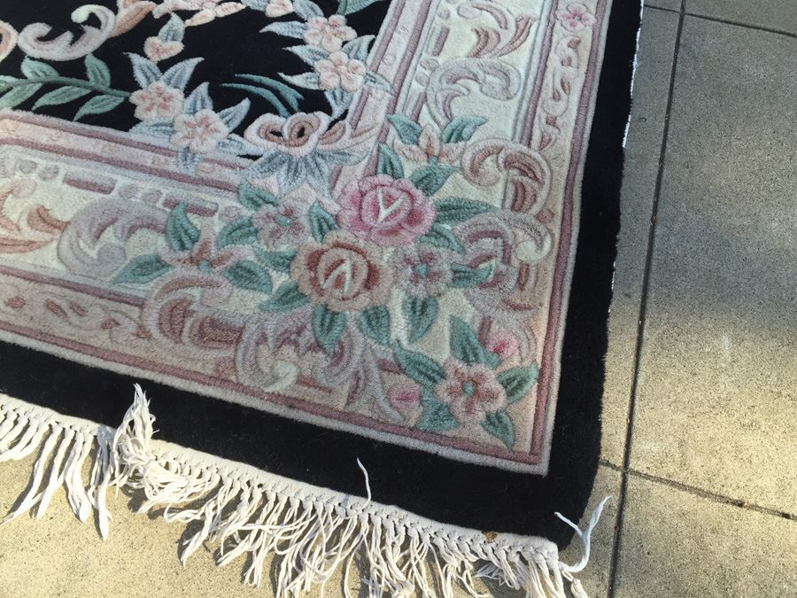 Large Chinese Wool Rug [Photo 7]