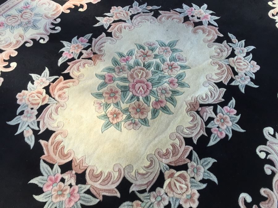 Large Chinese Wool Rug [Photo 9]