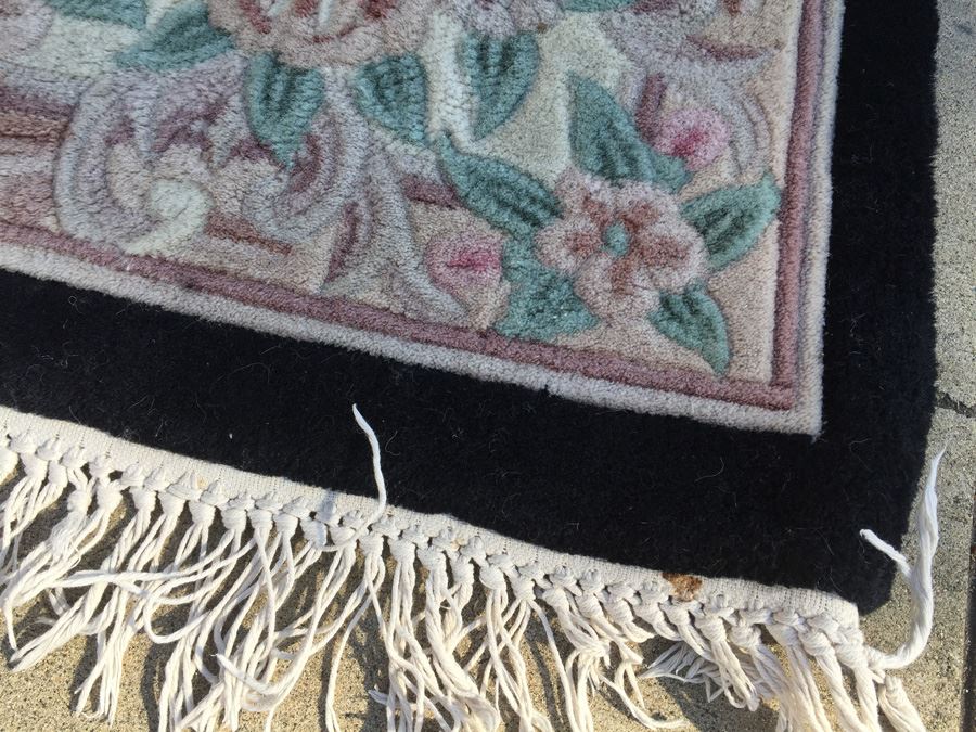 Large Chinese Wool Rug [Photo 8]