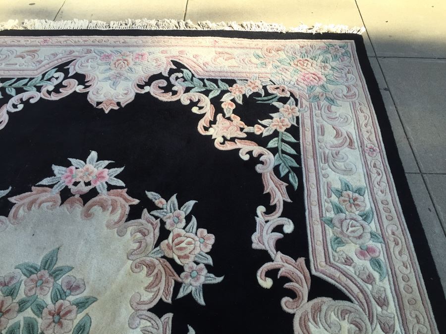 Large Chinese Wool Rug [Photo 10]
