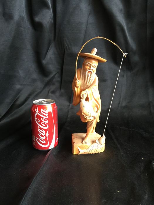 Hand Carved Wooden Chinese Fisherman Figurine [Photo 3]