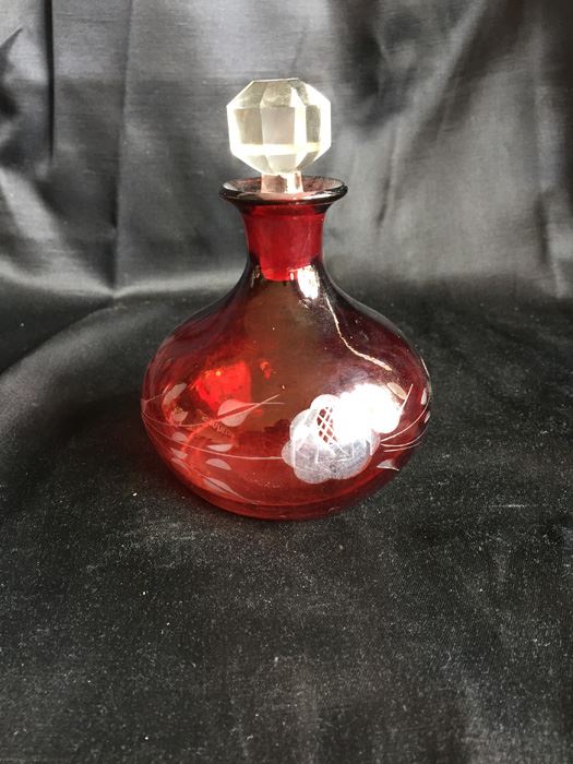 Bohemian Cranberry Ruby Red Decanter With Stopper [Photo 3]