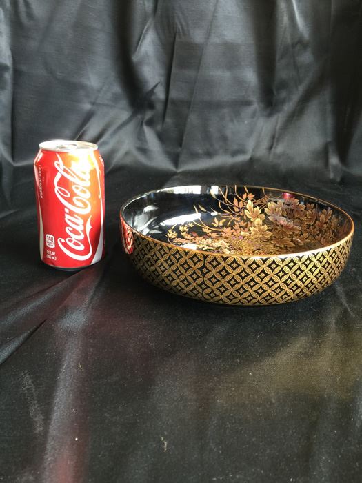 Vintage Asian Black And Gold Signed Bowl [Photo 4]