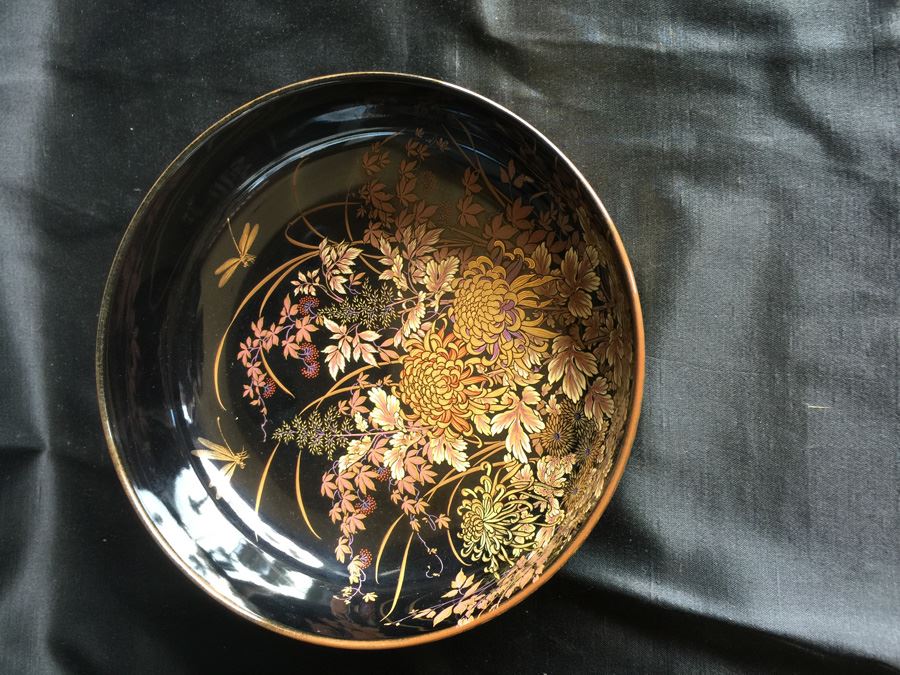 Vintage Asian Black And Gold Signed Bowl