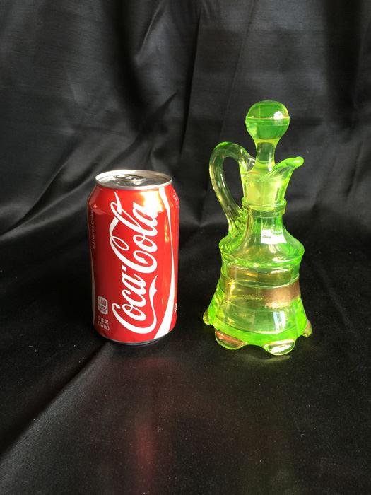 Vintage Green Vaseline Uranium Glass Pitcher With Stopper