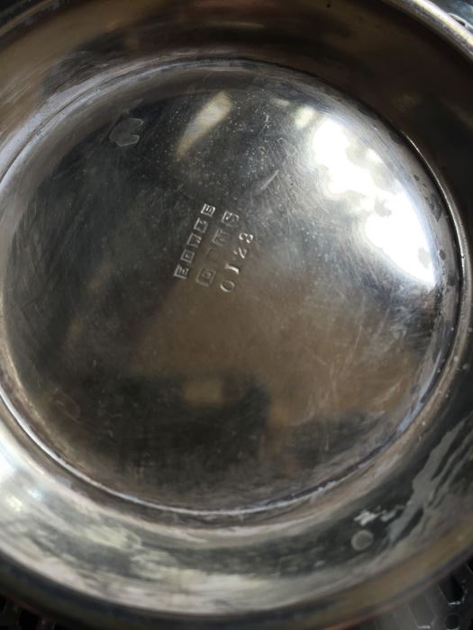 Pair Of Vintage Silverplated Bowls With Handles (James W Tufts) [Photo 5]