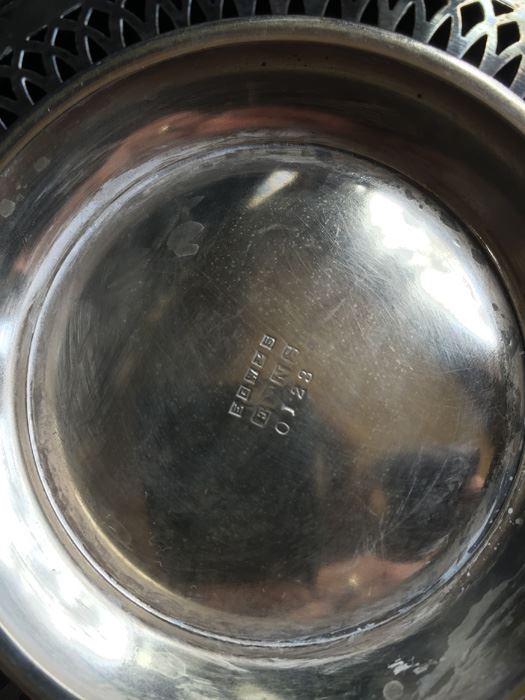 Pair Of Vintage Silverplated Bowls With Handles (James W Tufts) [Photo 7]