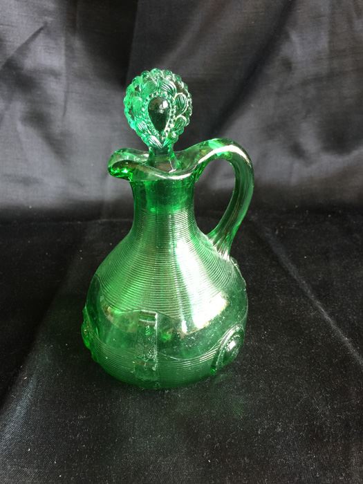 Green Glass Pitcher With Stopper [Photo 2]